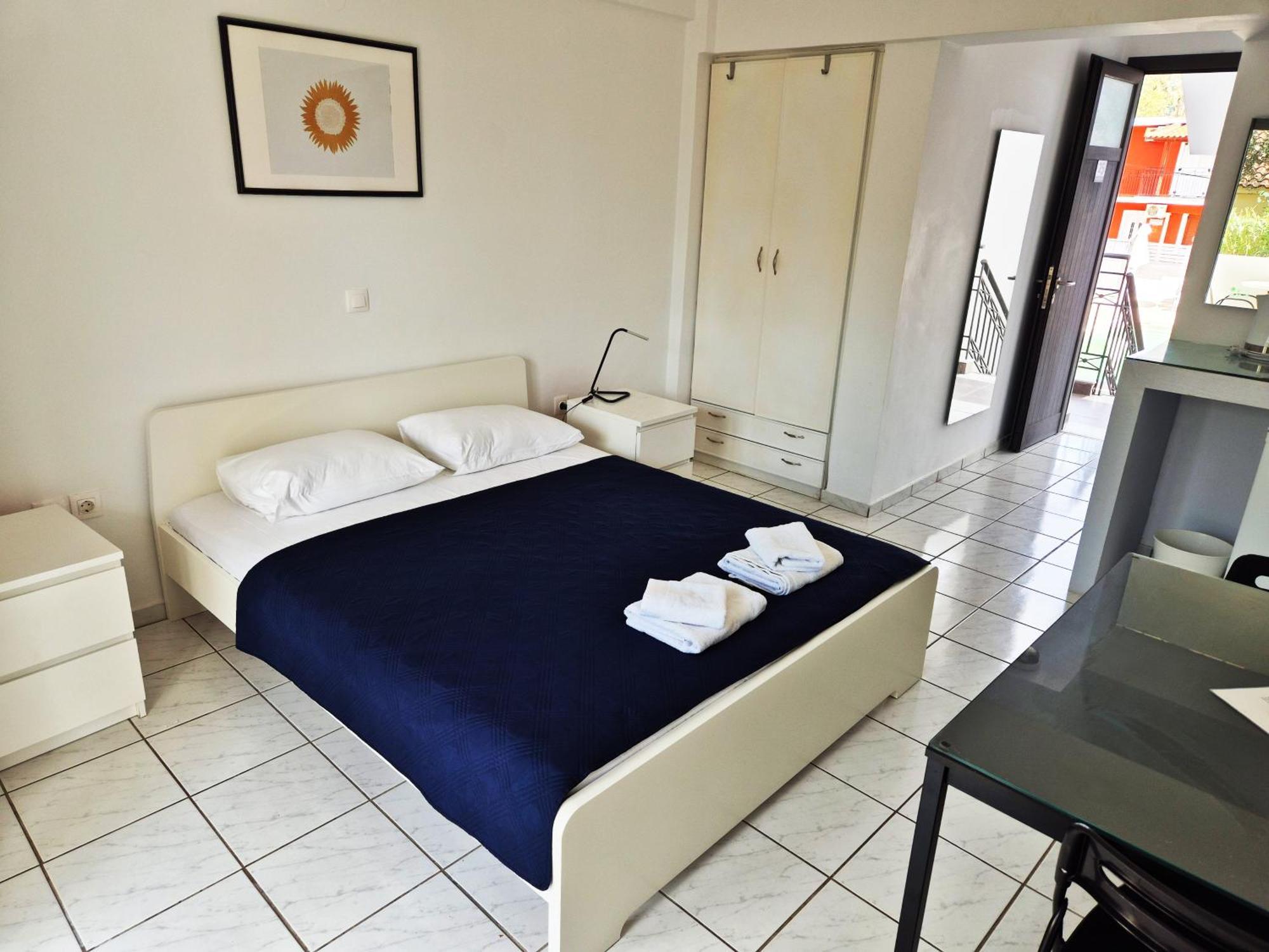 Natalie'S Hotel Skala  外观 照片
