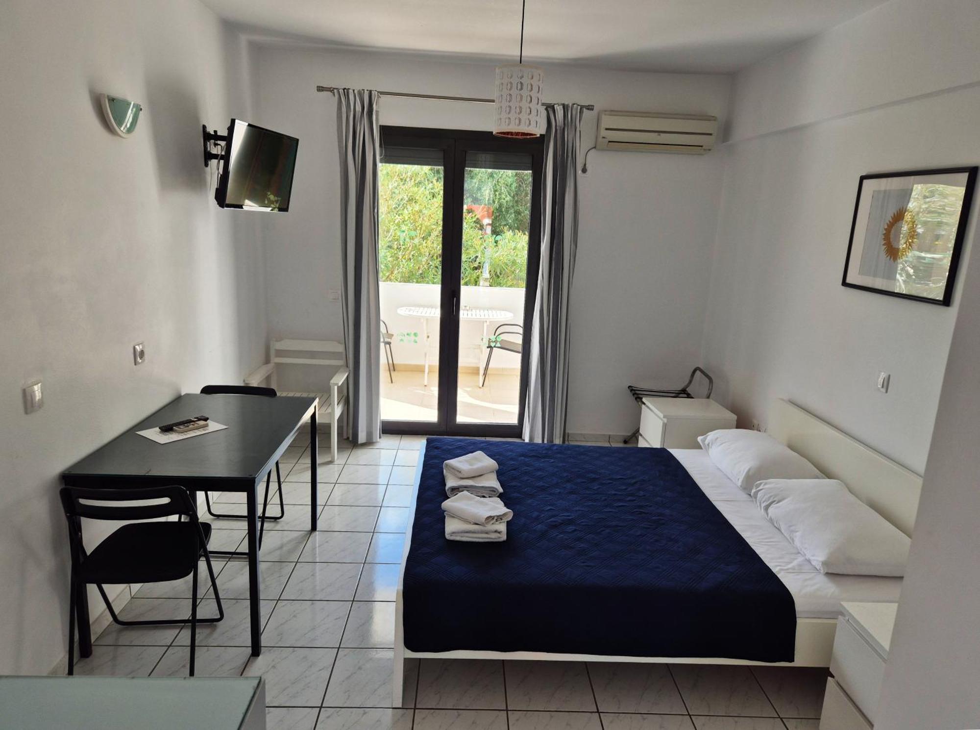 Natalie'S Hotel Skala  外观 照片