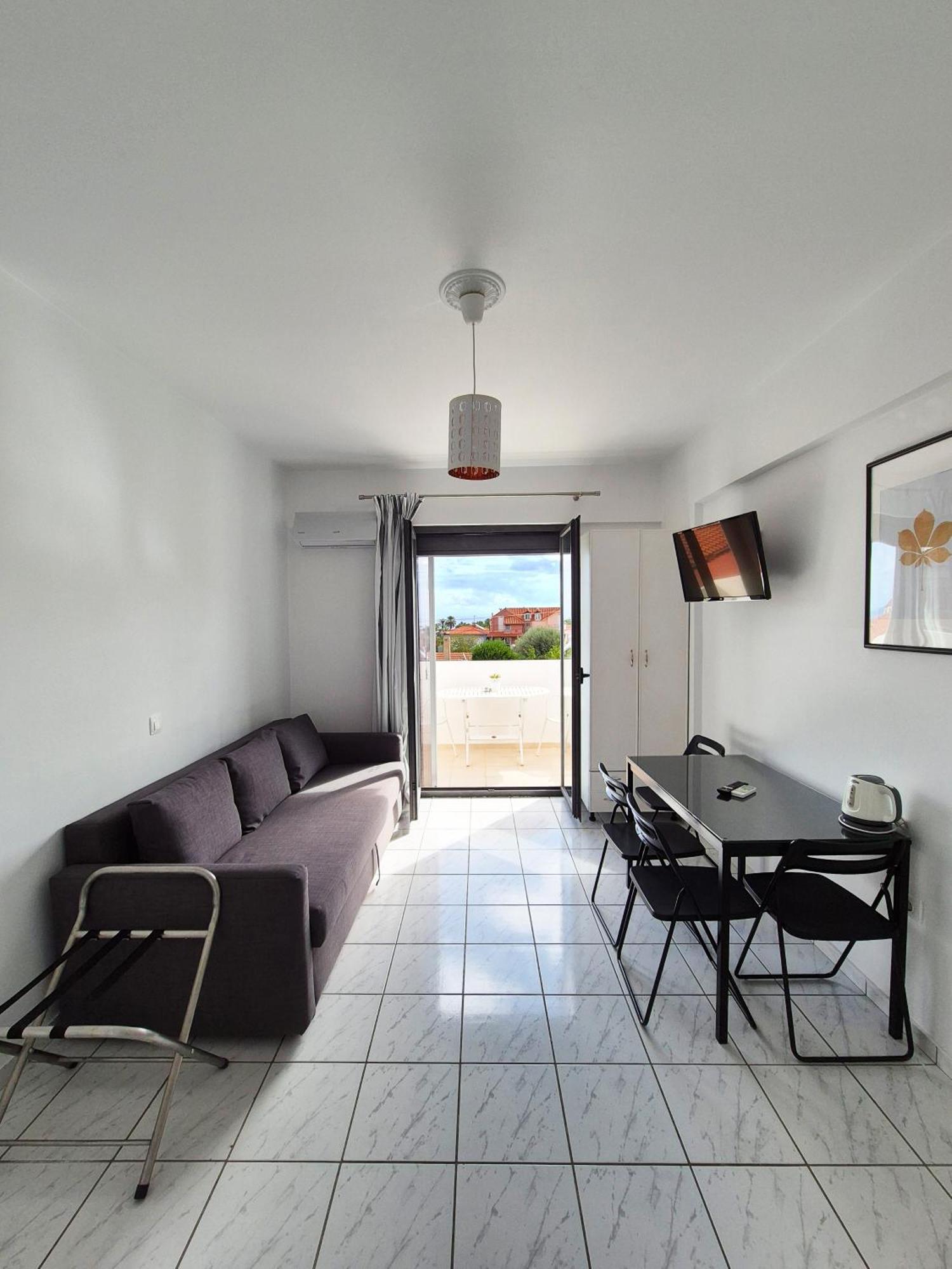Natalie'S Hotel Skala  外观 照片
